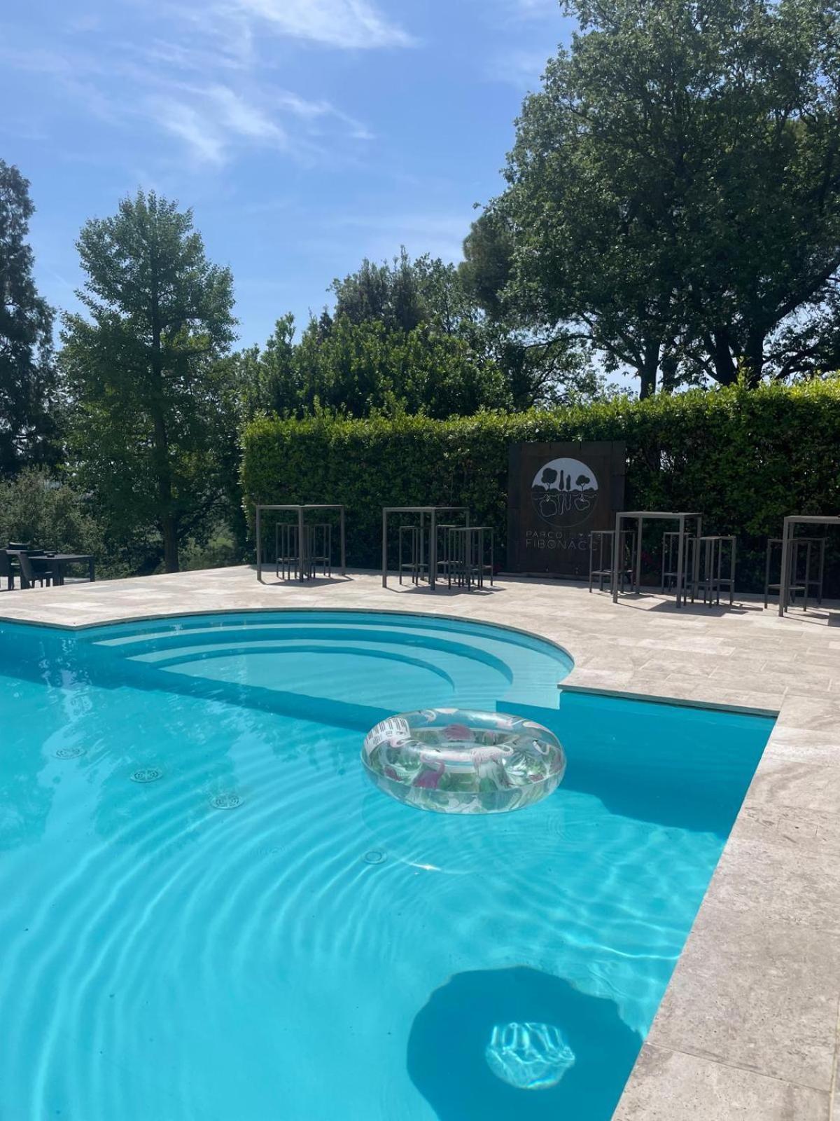 Villa Parco Fibonacci Montefano Esterno foto